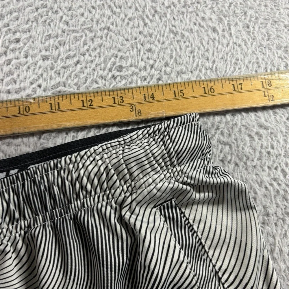 Nike Dri Fit Pattern Basketball Shorts Mens Large Black White Wavy Linear Flow